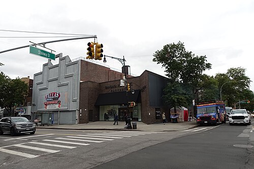 Steinway Street at 31st Avenue, the old Steinway Theatre corner and storefronts.